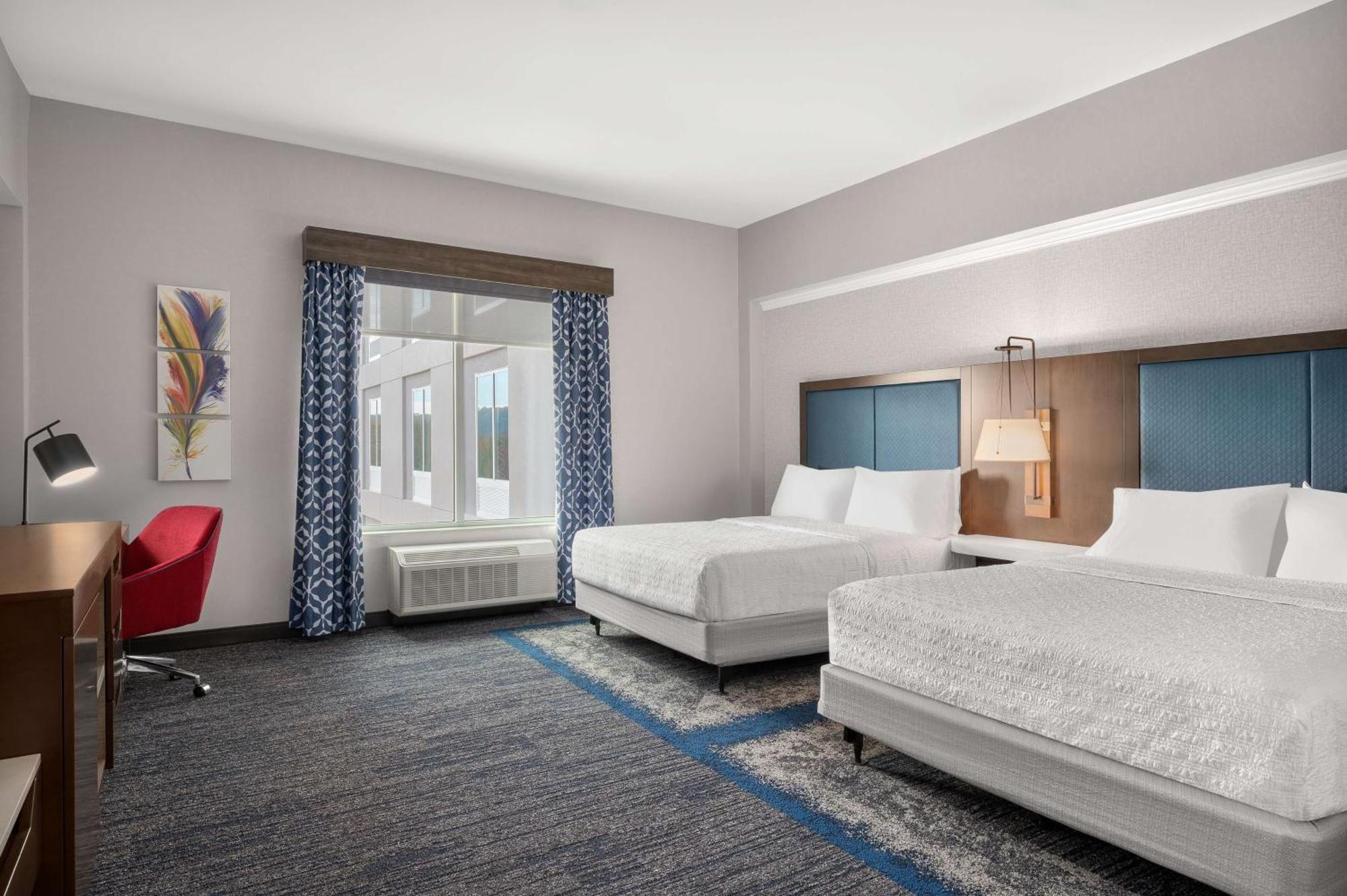 Hampton Inn & Suites By Hilton Pittsboro エクステリア 写真